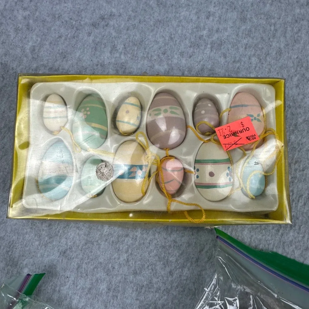 Vintage Wooden Easter Egg Ornaments Lot Hand Painted Pastel Bunny Figurine 40+pc